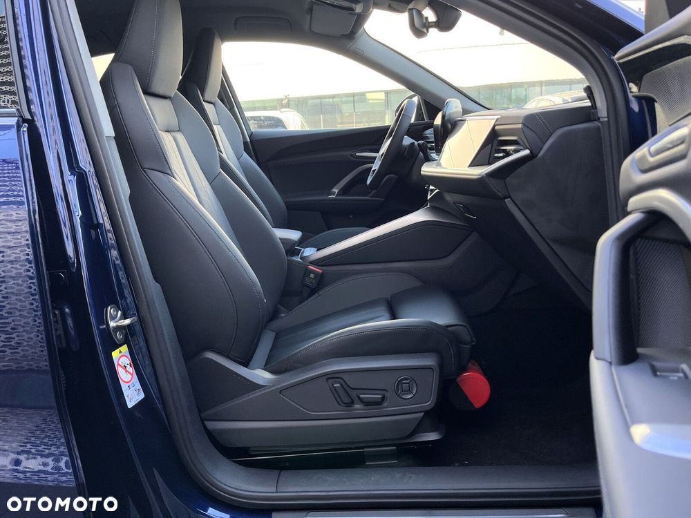 Audi Q5 Sportback - 14