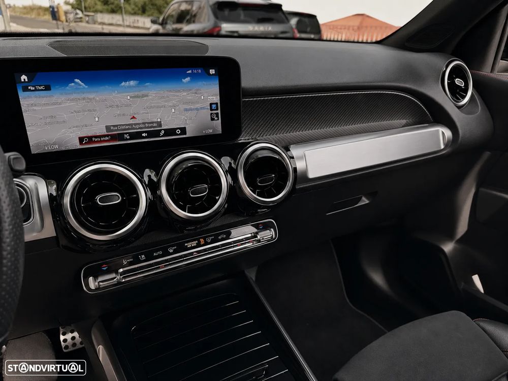 Mercedes-Benz GLB 200 d AMG Line - 5
