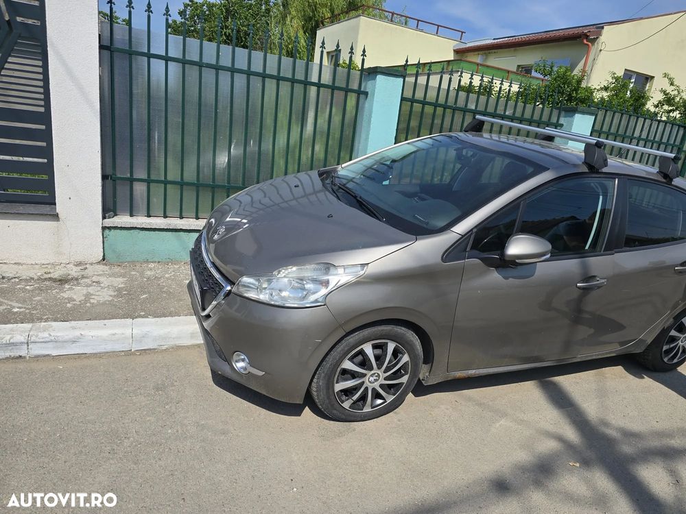 PEUGEOT 208 2012 — imagine 4