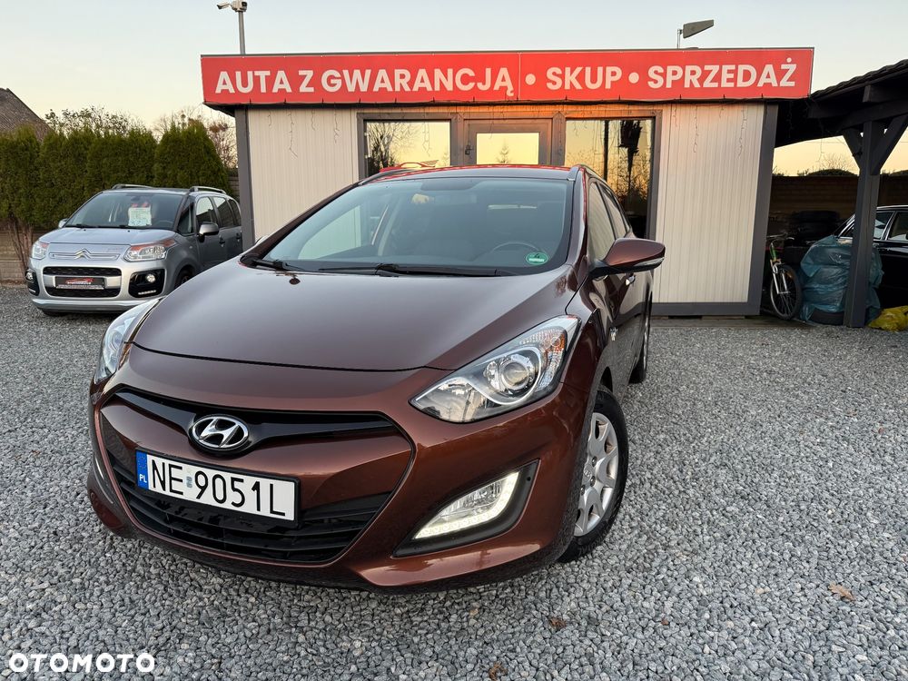 Hyundai i30 1.6 CRDi Classic + - 21