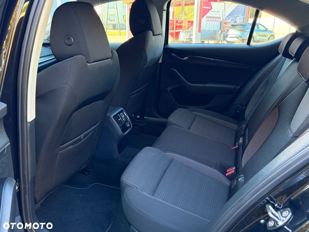Skoda Octavia 1.5 TSI e-TEC DSG Style - 12