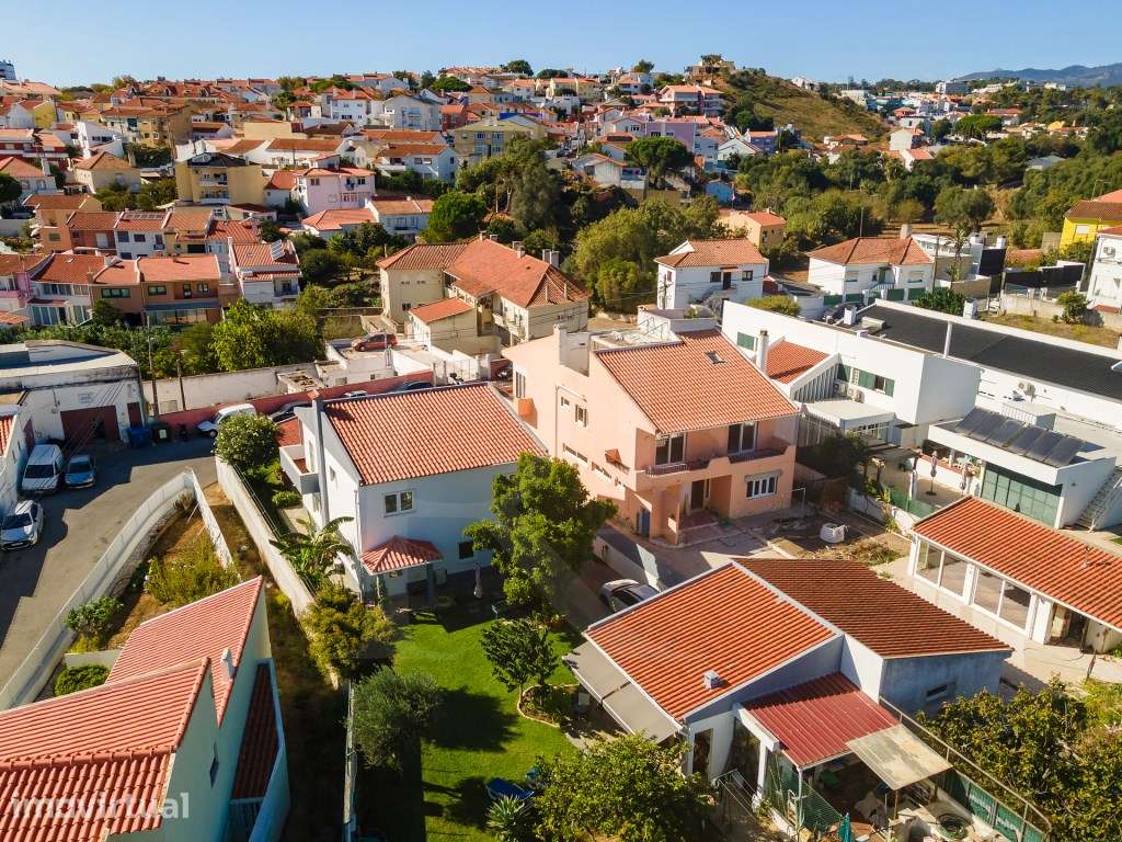 Moradia T4 com Estacionamento e magnífico jardim em São João do Est... - Grande imagem: 2/34