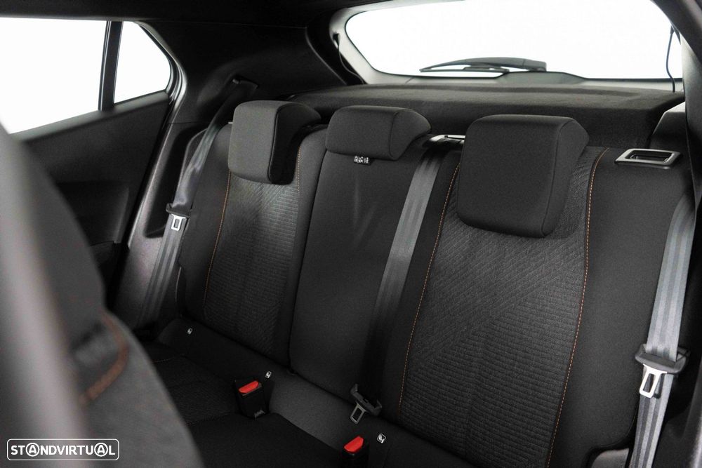 Peugeot 2008 1.2 Hybrid Style e-DCS6 - 13