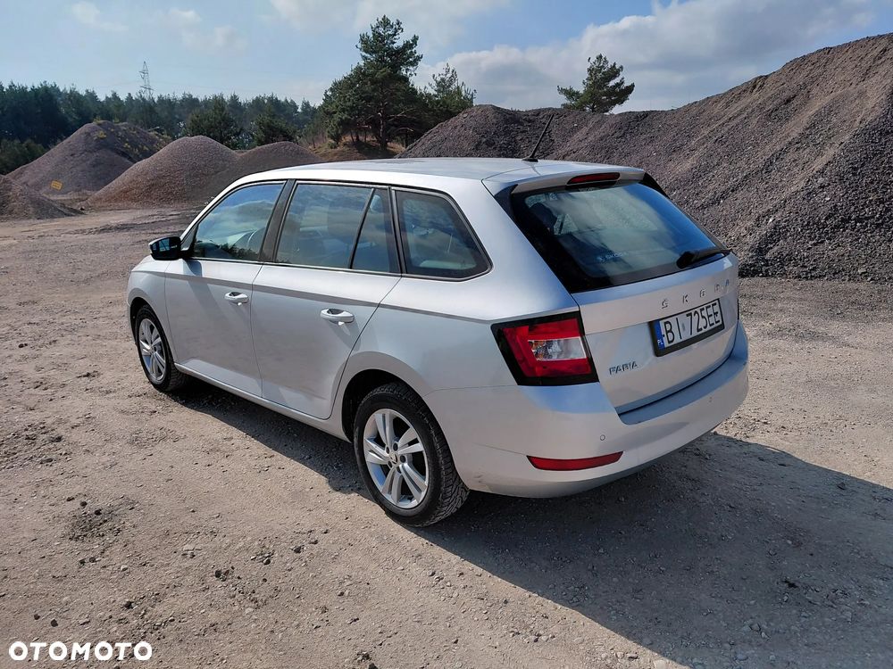 Skoda Fabia 1.0 TSI Ambition - 4
