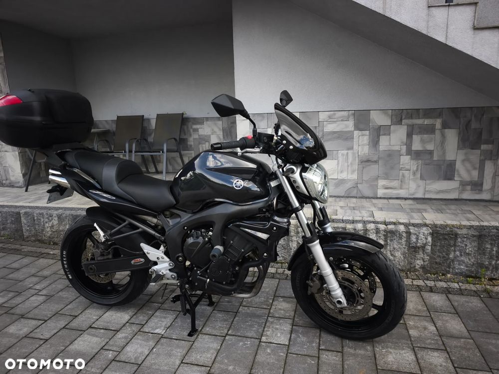 Yamaha FZ6 - 3