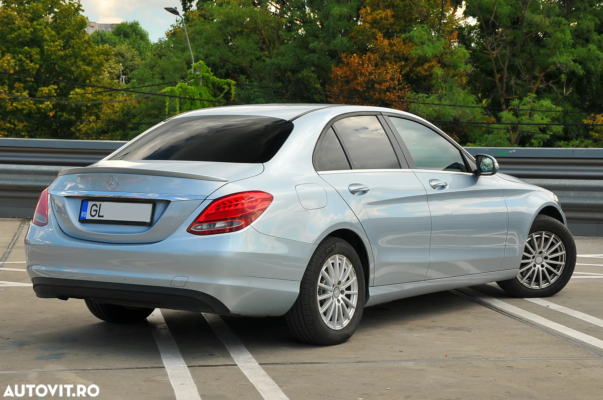 Mercedes-Benz C 220 d T 9G-TRONIC Avantgarde - 11