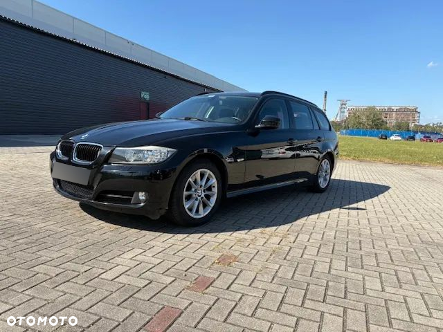 BMW Seria 3 318d - 2