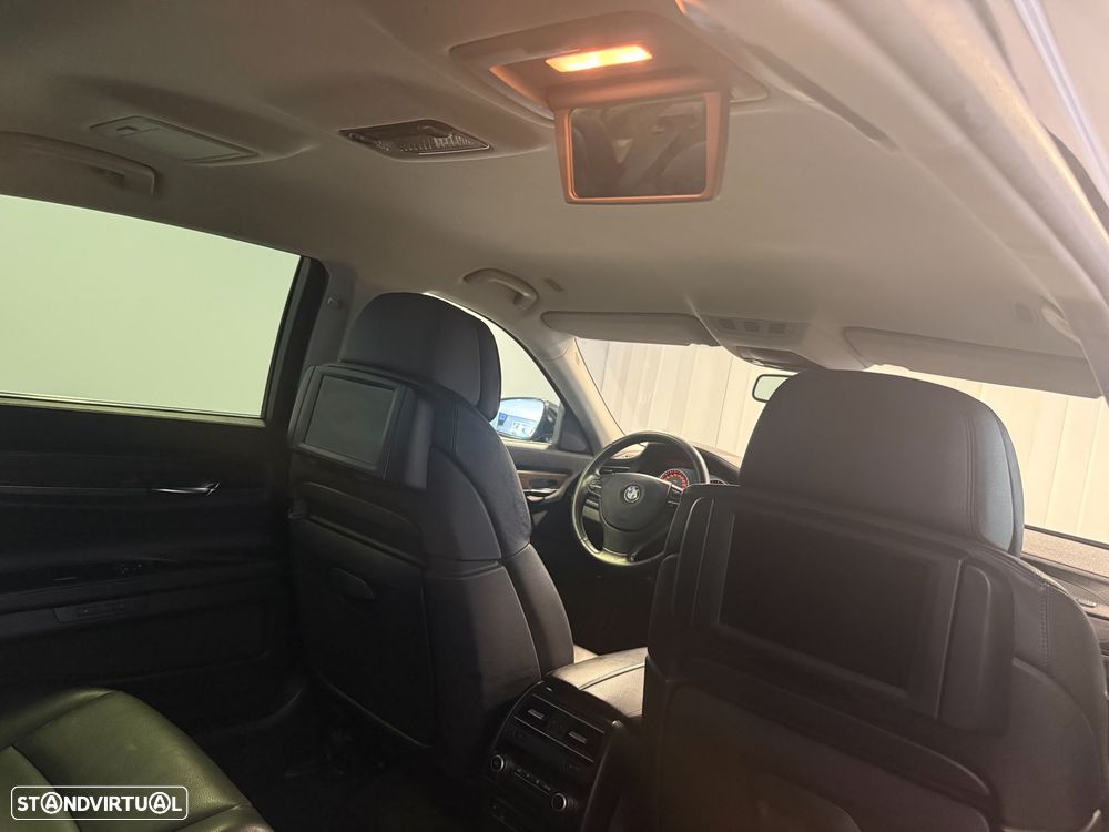 BMW 730 Ld - 35