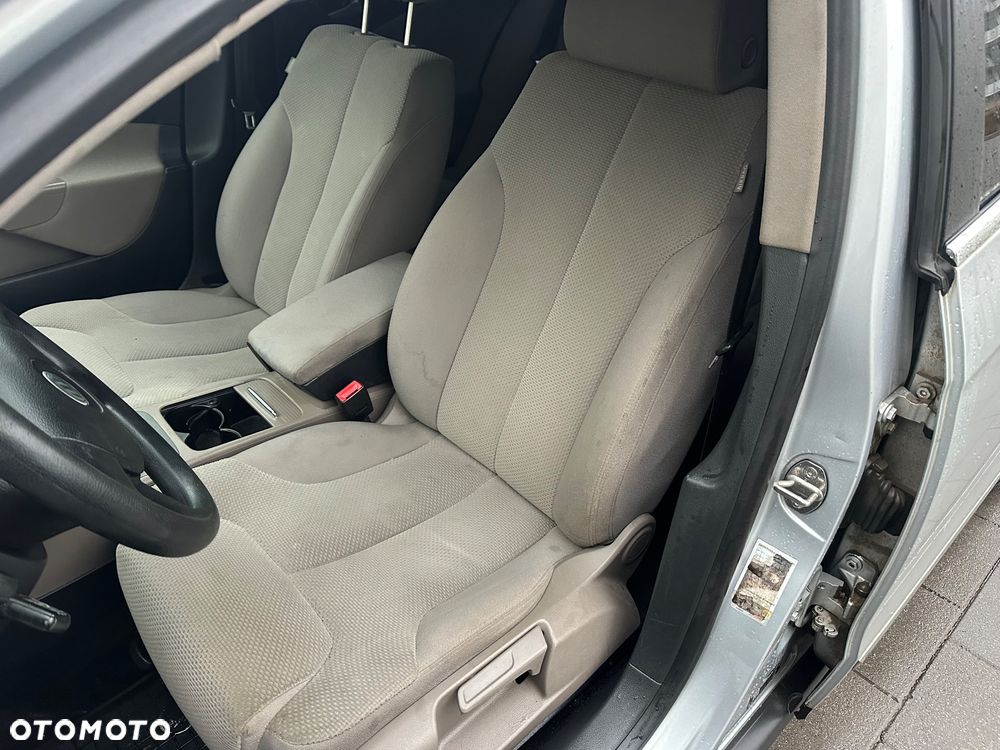 Volkswagen Passat 2.0 FSI Automatik Comfortline - 11