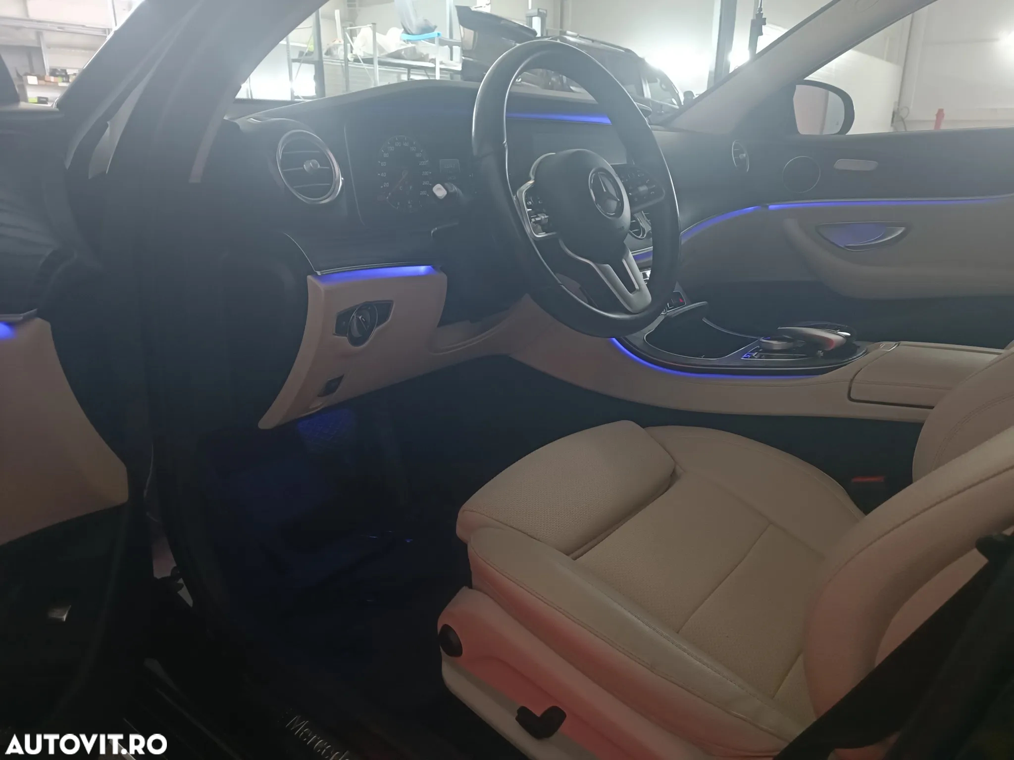 Mercedes-Benz E 200 4MATIC Aut. - 10