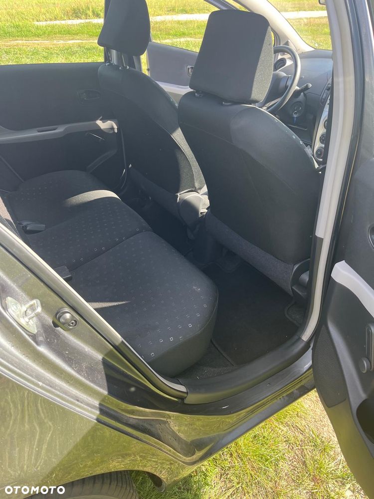 Toyota Yaris 1.3 VVT-i Cool - 10