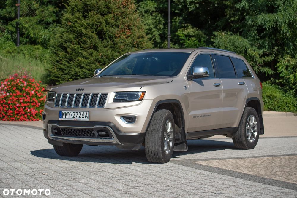 Jeep Grand Cherokee - 1