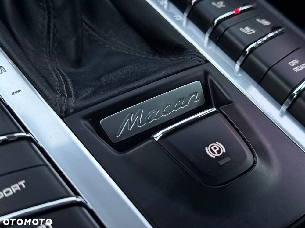 Porsche Macan - 18