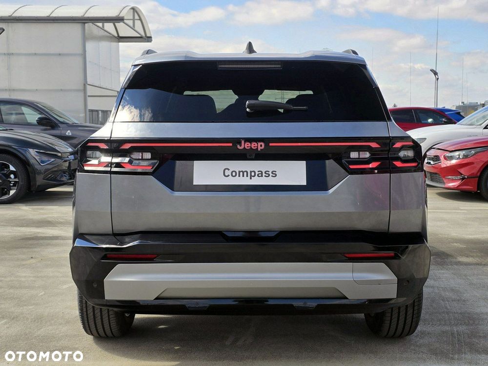Jeep Compass - 3