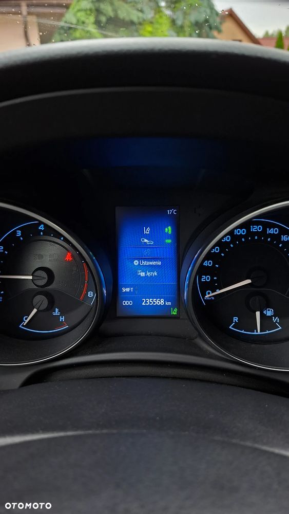 Toyota Auris 1.6 Premium - 6