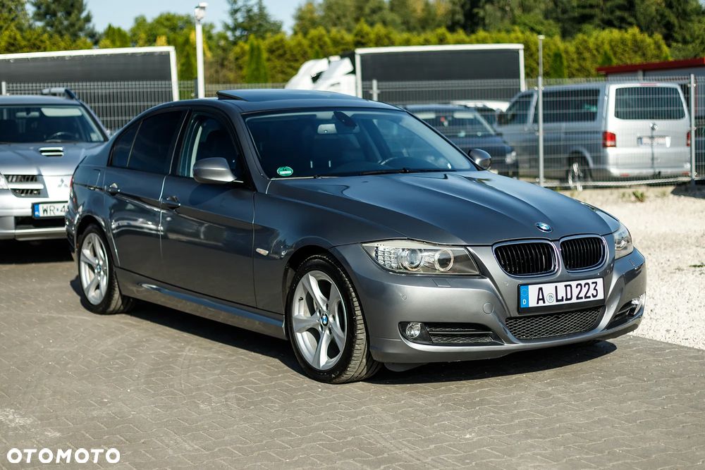 BMW Seria 3 318i Edition Sport - 5
