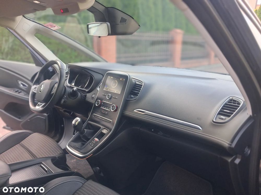 Renault Scenic BLUE dCi 120 BUSINESS EDITION - 20