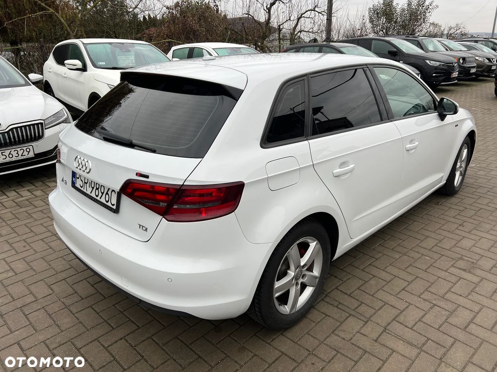 Audi A3 Sportback - 3