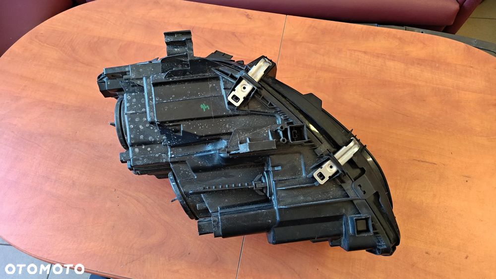 Lampa prawa przód MERCEDES B-KLASA W246 LIFTA2468205461 EU - 8