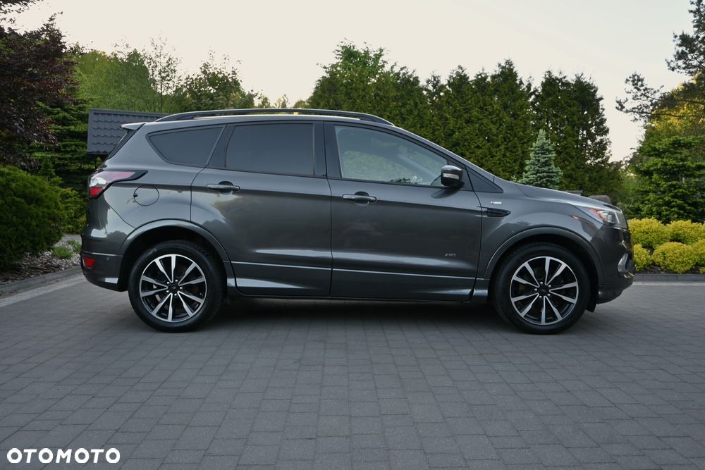 Ford Kuga 2.0 TDCi 4x4 ST-Line - 7