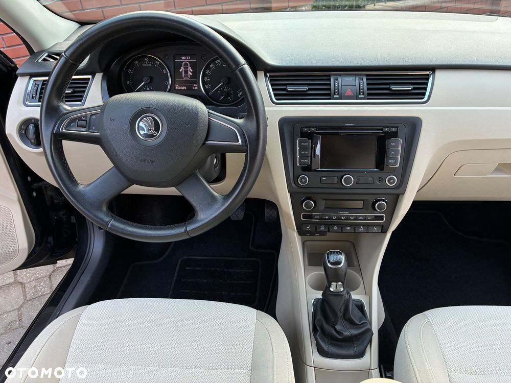 Skoda RAPID 1.2 TSI Elegance - 16