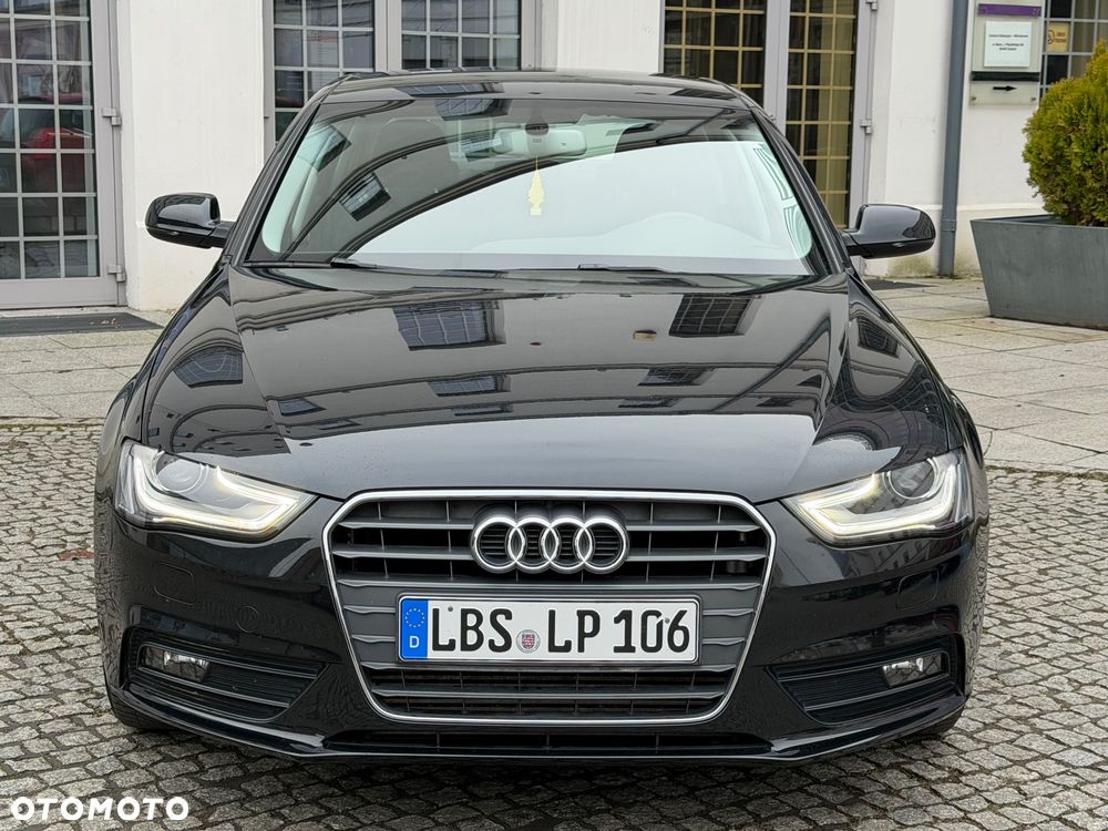 Audi A4 Limousine 1.8 TFSI Ambiente - 2