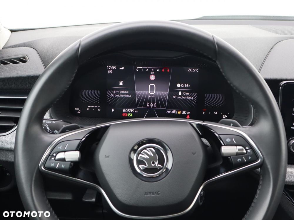 Skoda Kamiq 1.0 TSI Selection DSG - 11