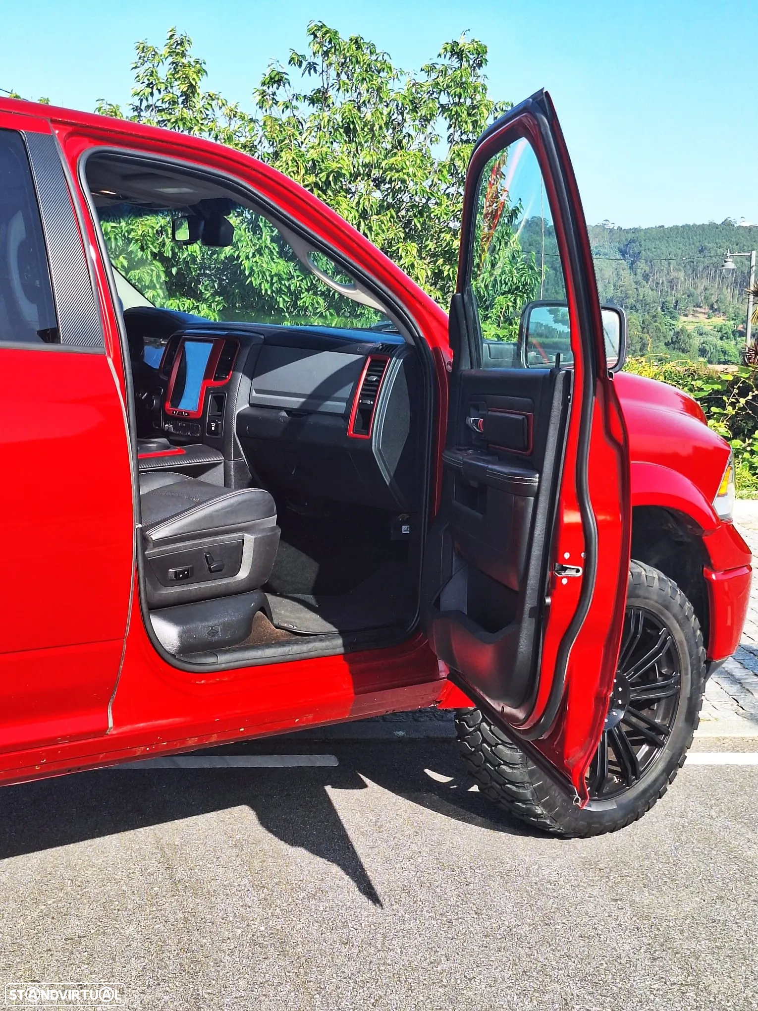 Dodge RAM - 24