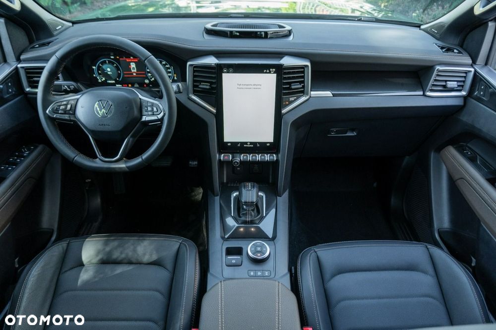 Volkswagen Amarok - 24