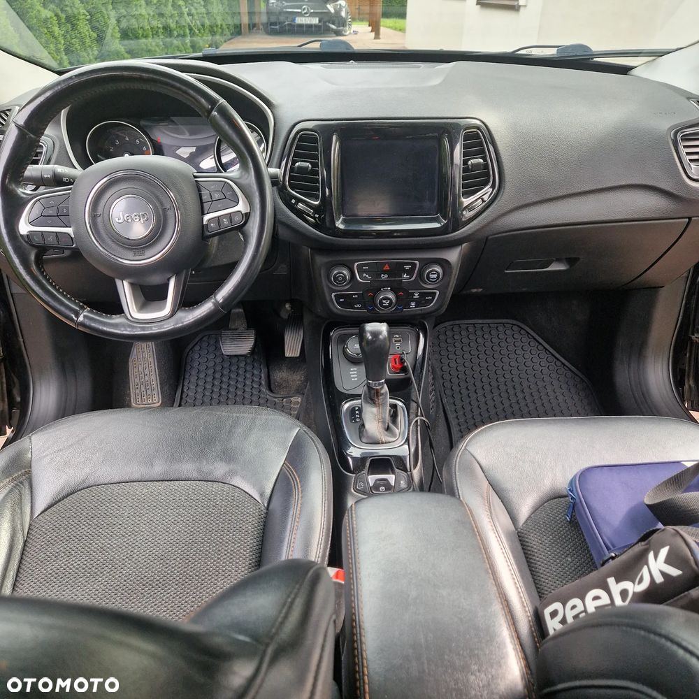 Jeep Compass - 11