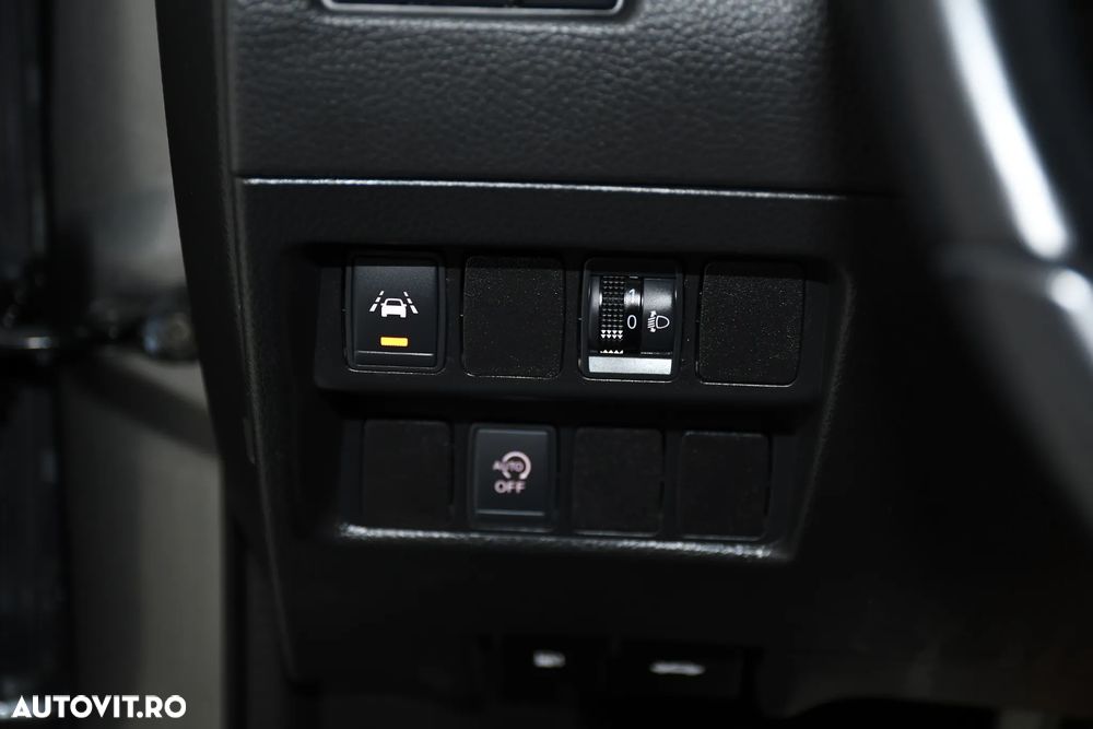 Nissan Qashqai 1.5 DCI N-Connecta - 23