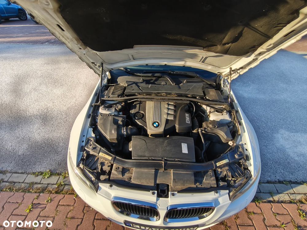 BMW Seria 3 320d DPF Cabrio - 24