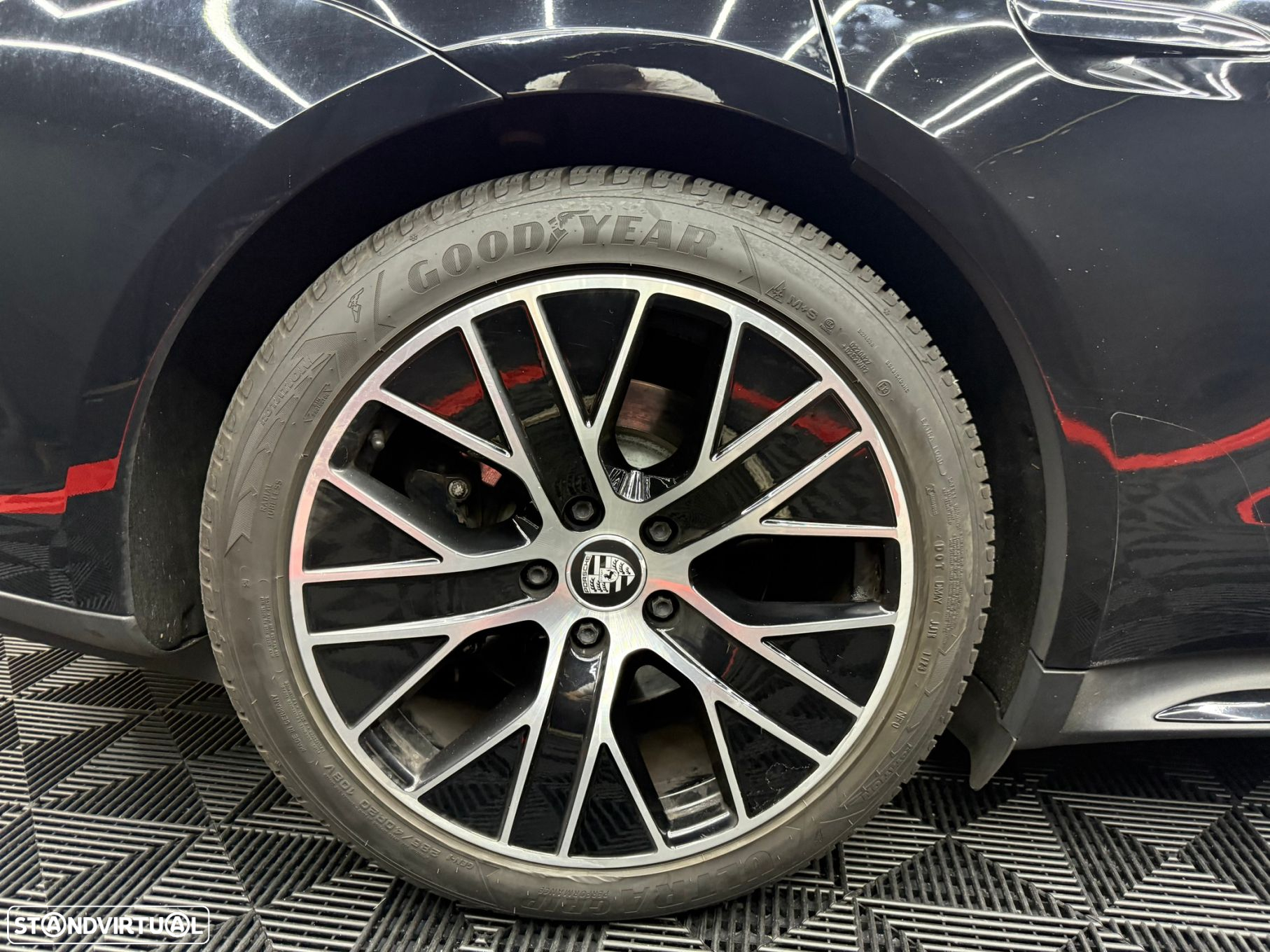 Porsche Taycan 4S bateria Performance Plus - 15
