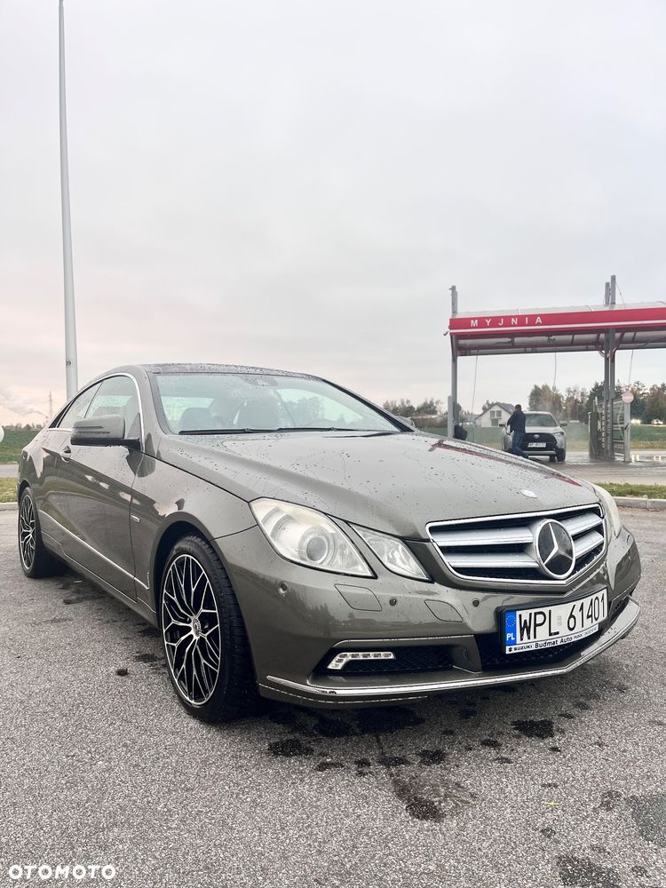 Mercedes-Benz Klasa E 350 CDI BlueEff - 6