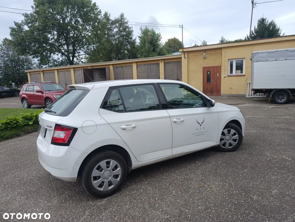 Skoda Fabia 1.0 TSI Active - 2