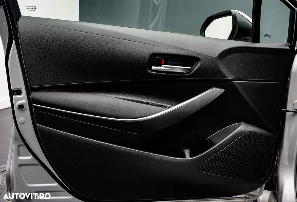 Toyota Corolla 1.8 HSD Dynamic - 21