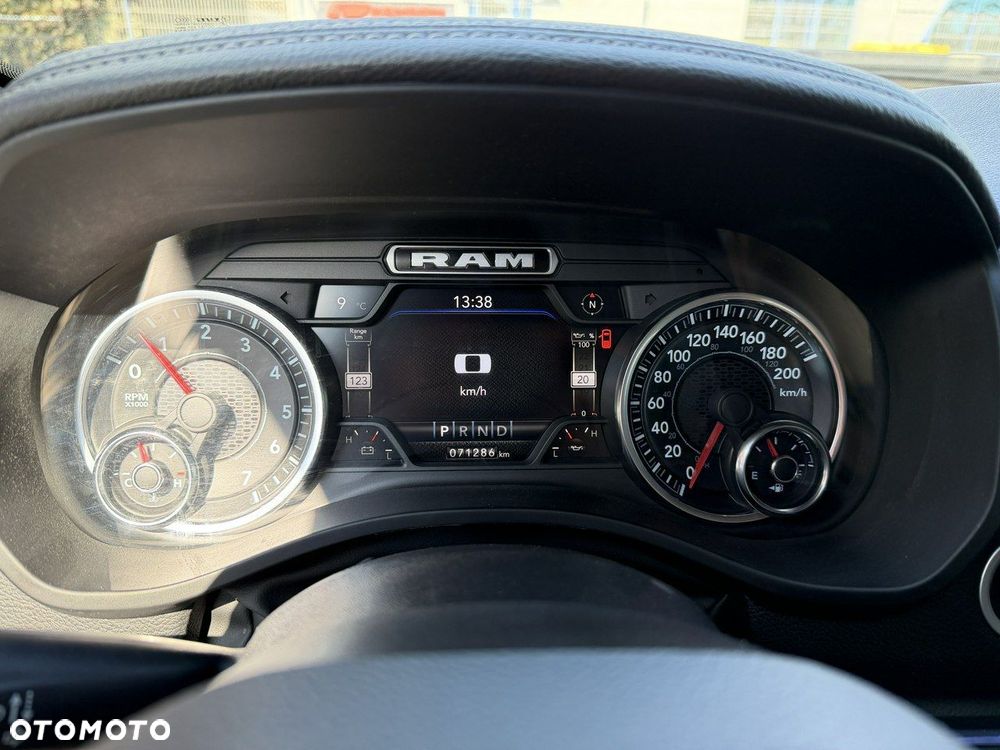 Dodge RAM - 19
