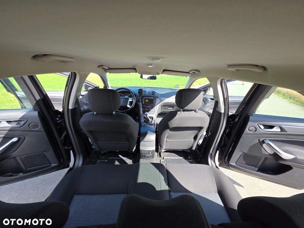 Ford Mondeo 1.6 TDCi Ambiente - 18