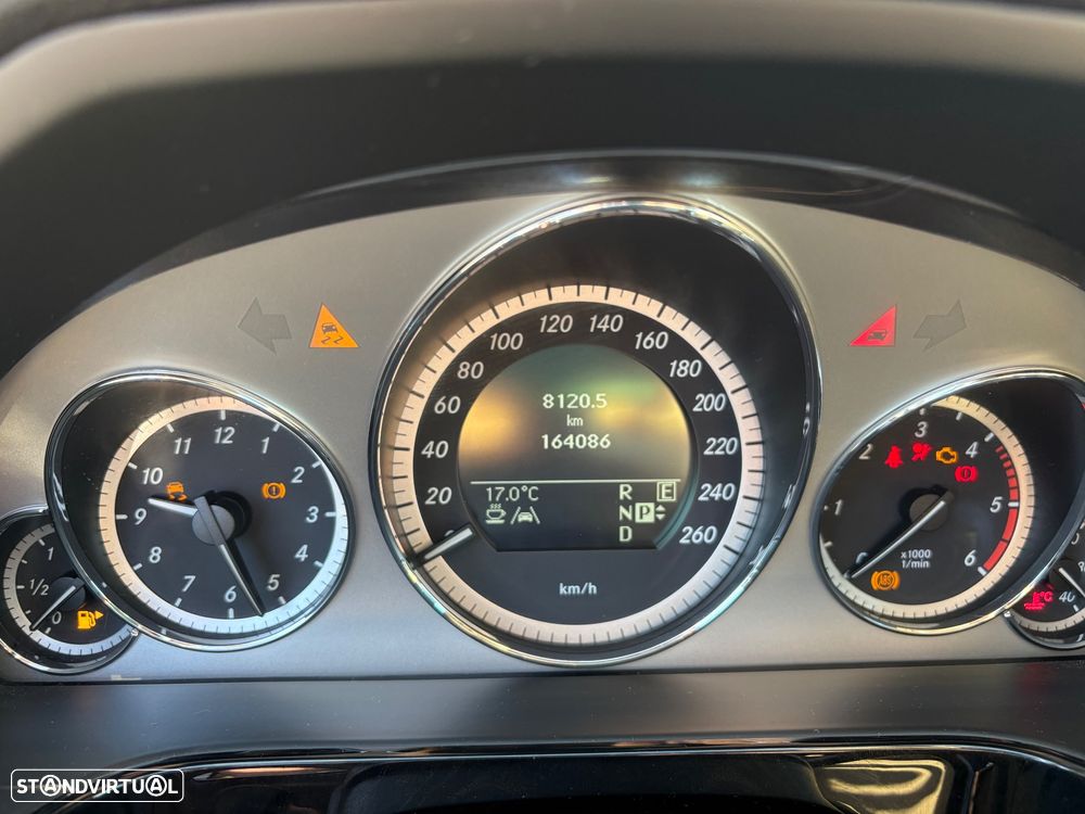 Mercedes-Benz E 350 CDi Avantgarde BlueEfficiency - 23