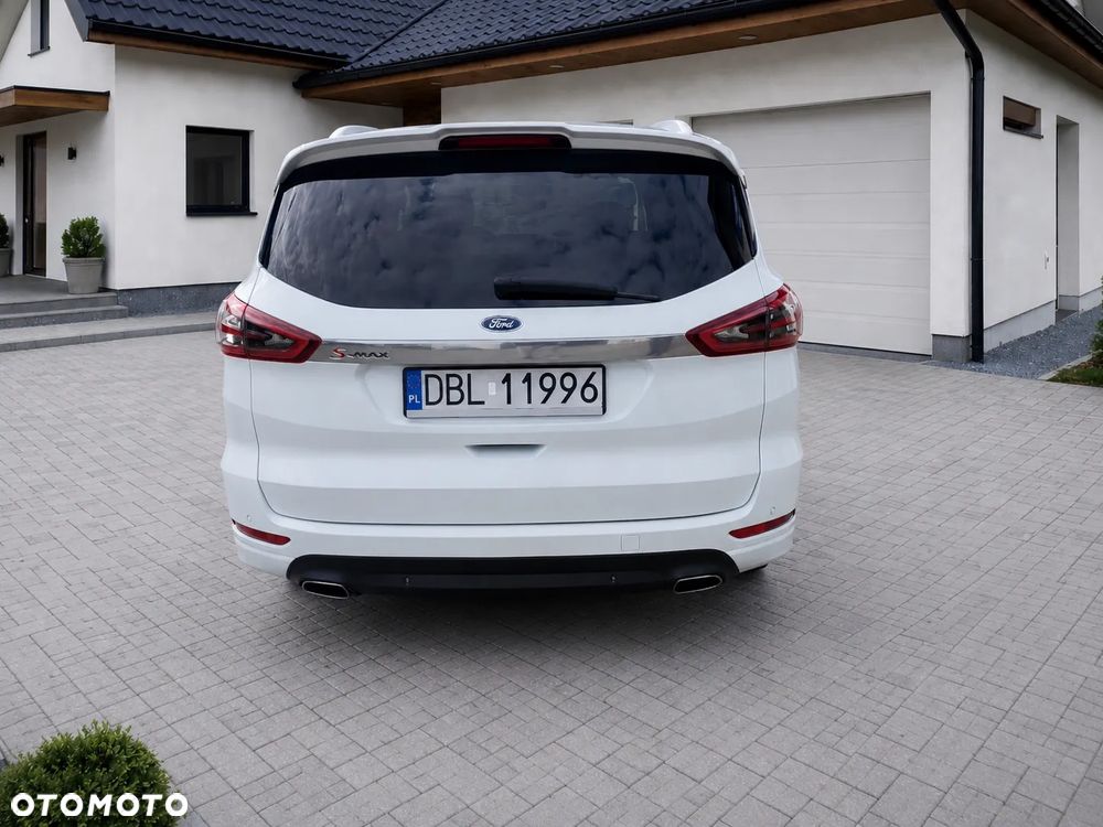 Ford S-Max 2.0 TDCi Titanium PowerShift - 4