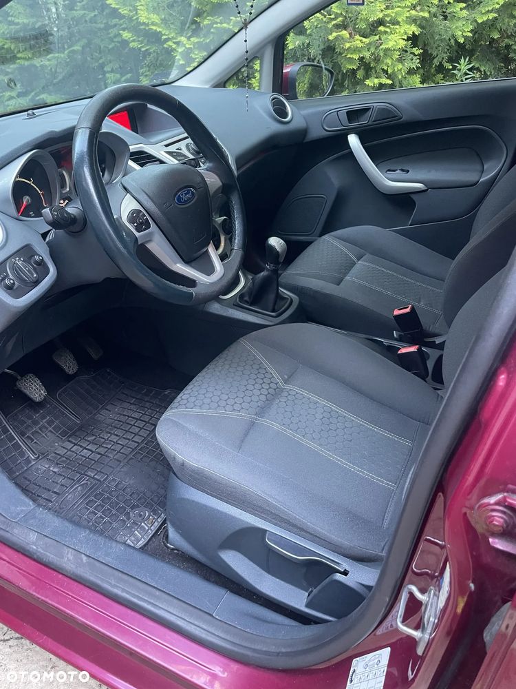 Ford Fiesta 1.4 Gold X EU5 - 9