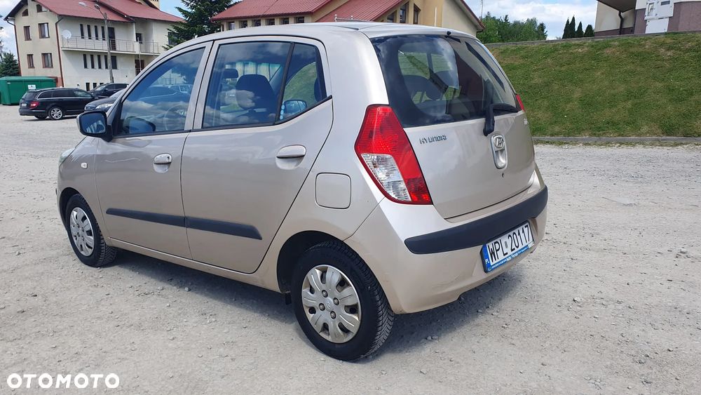 Hyundai i10 1.1 Premium - 11