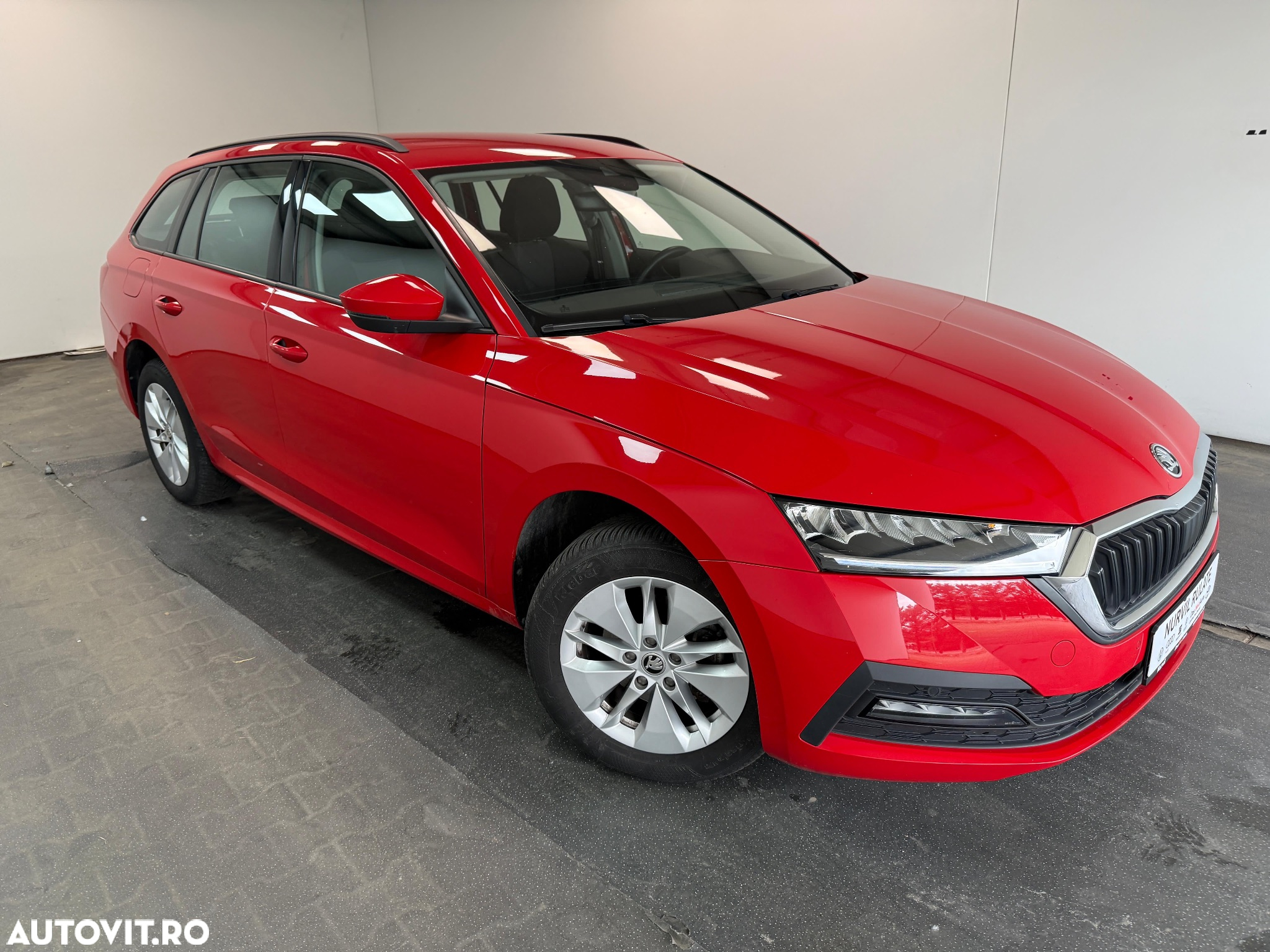 Skoda Octavia Combi 2.0 TDI Ambition - 8