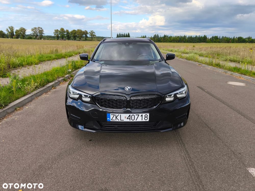 BMW Seria 3 318i - 14