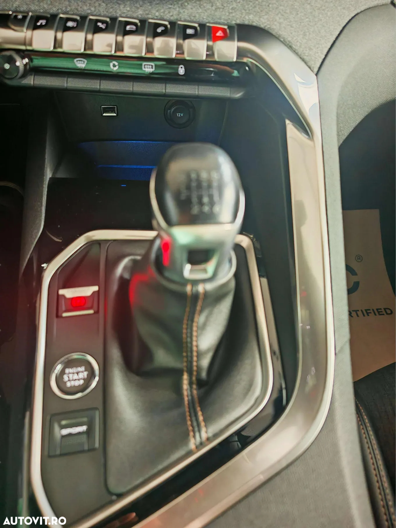 Peugeot 3008 1.2 PureTech Turbo S&S GT-Line - 16