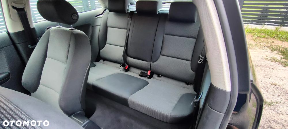 Audi A3 3-drzwiowe 1.6 Ambiente - 6
