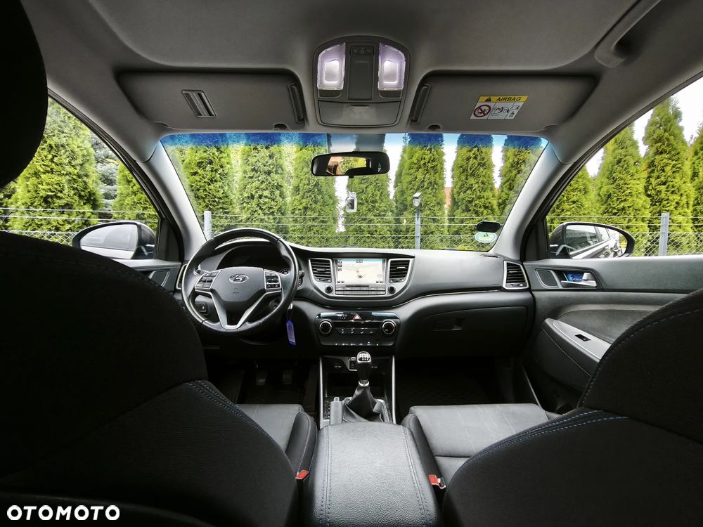 Hyundai Tucson blue 1.6 GDi 2WD Navi - 12