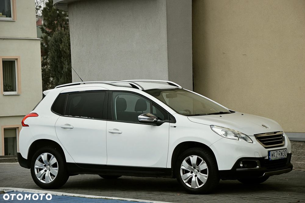 Peugeot 2008 1.2 Pure Tech Active - 2