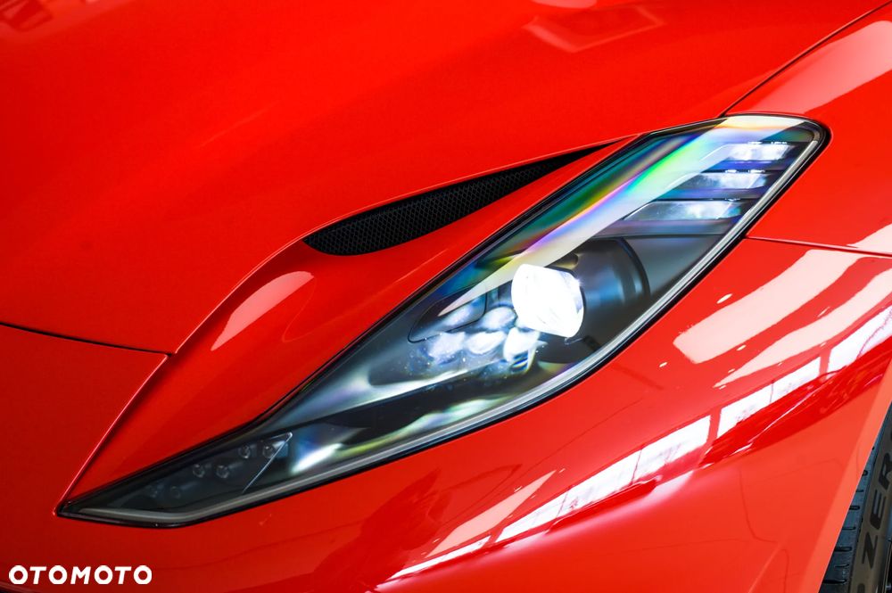 Ferrari 812 Superfast - 15