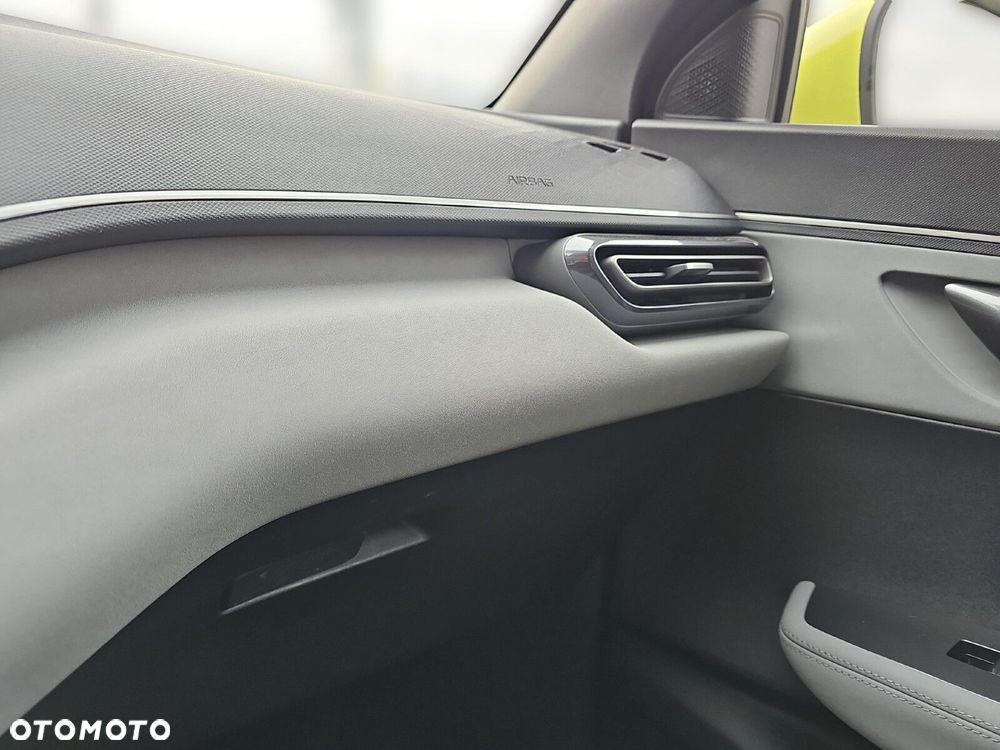 BYD Dolphin Surf - 29